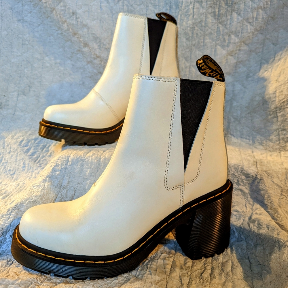 Dr. Martens Spence Leather Flared heel Chelsea Boots, Women's size 10/42, NWOT